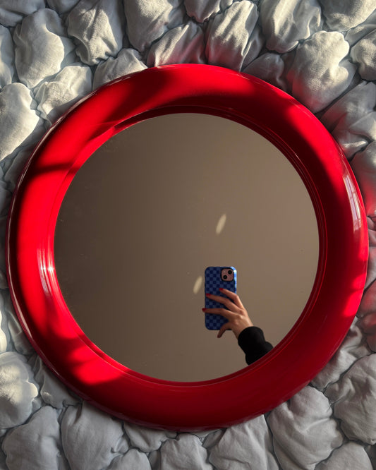 Duplum Mirror in Cherry Red