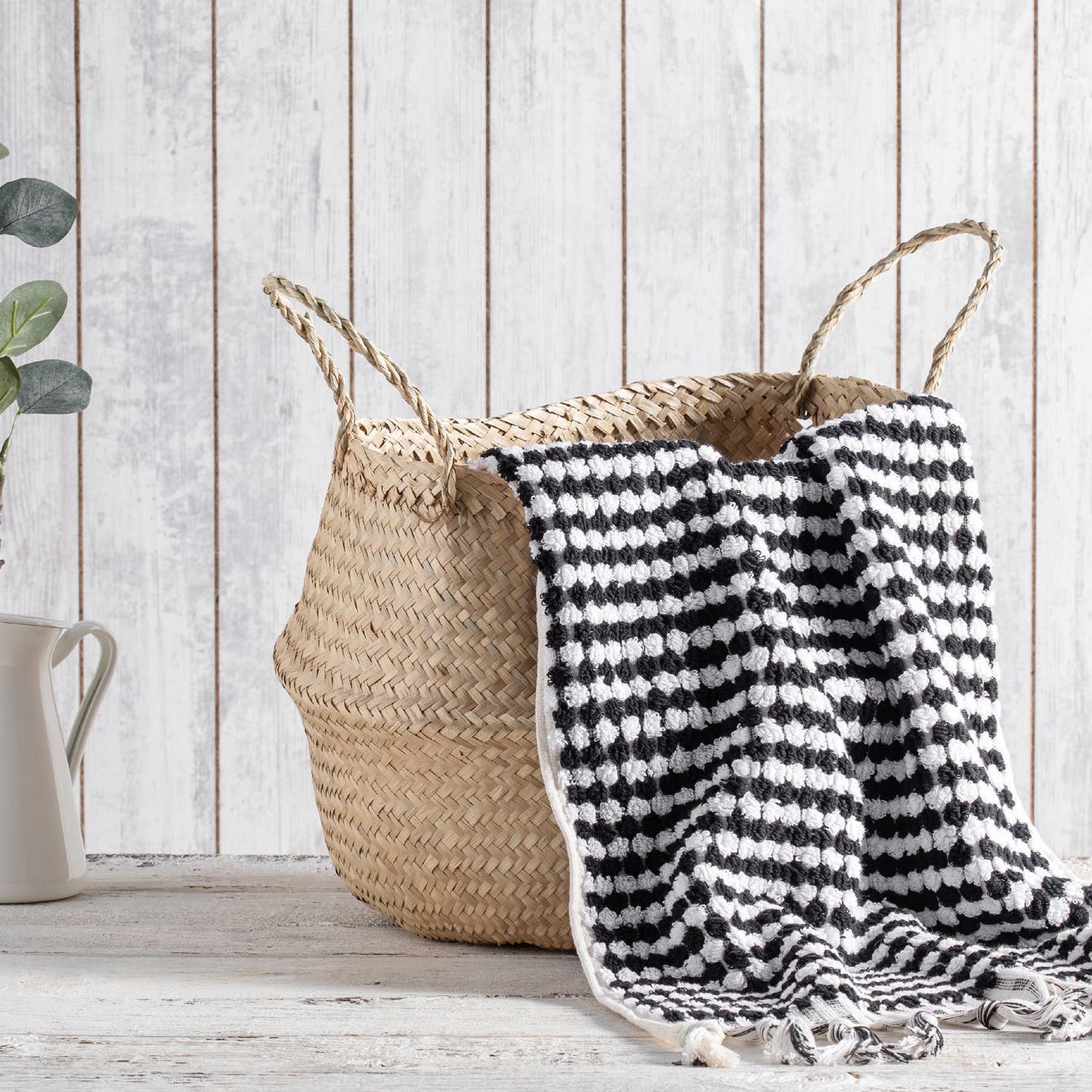 Pompom Bubble Hand Towels in Cookies & Cream