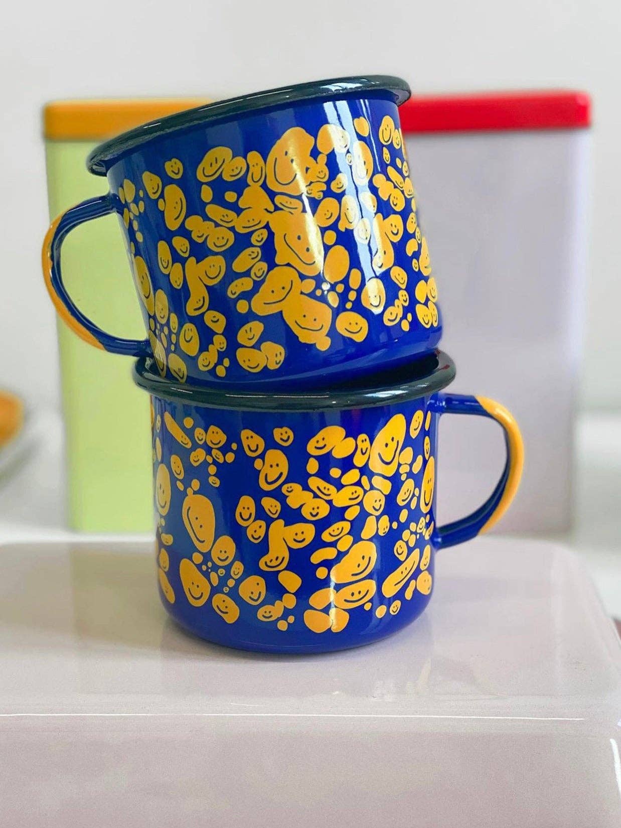 Speckled Smileys Enamel mug