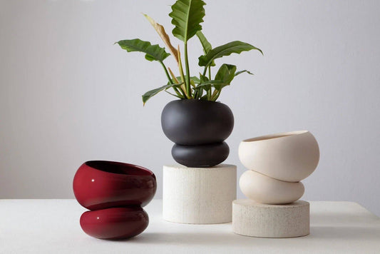 Fondra Self Watering Pot in Ruby Red