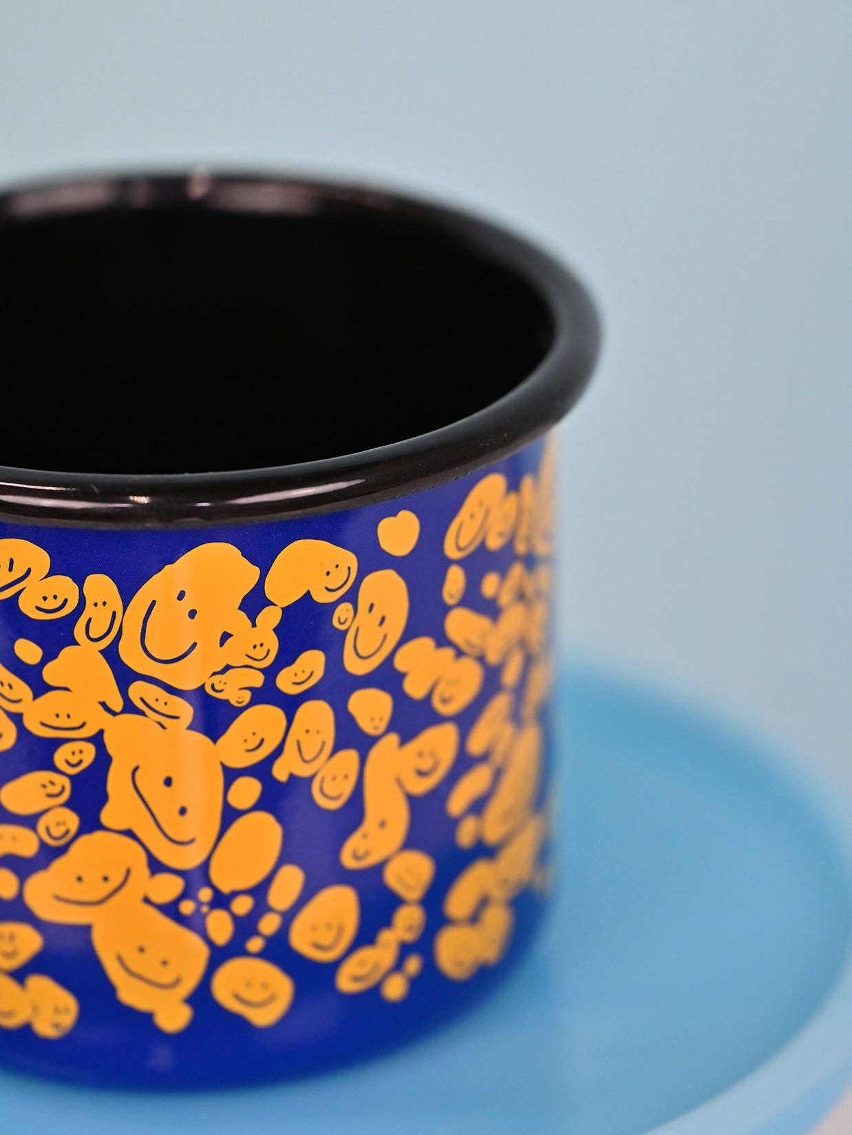 Speckled Smileys Enamel mug