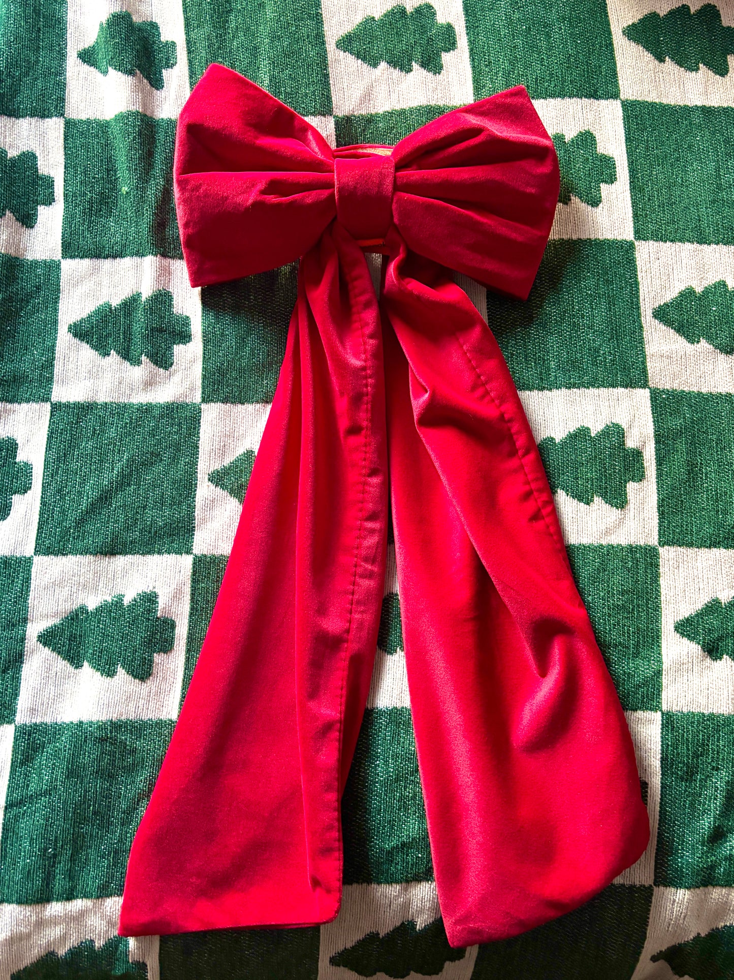 Not-So-Mini Velvet Bows (Multiple Colors)